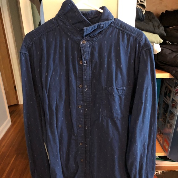 Goodfellow button down - Picture 3 of 3